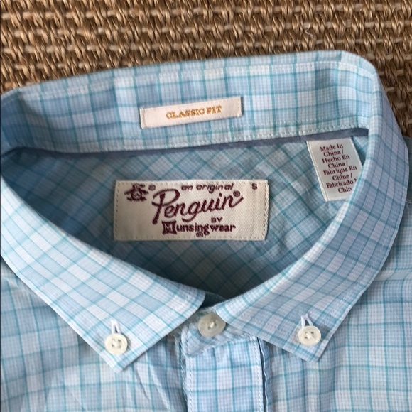 Penguin light weight button down shirt 🐧🐧 🐧 - Picture 3 of 7